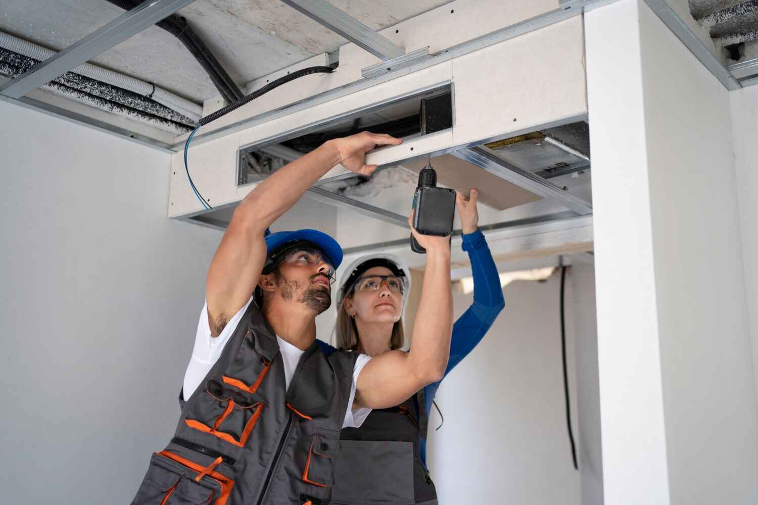 Air duct cleaning in Green Hill, TN